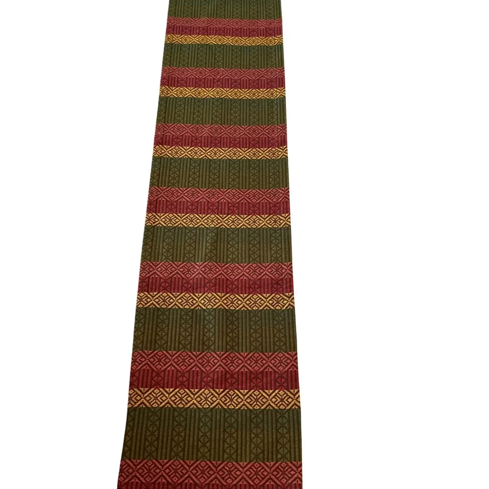 Tag Woven Cotton Table Runner 72x13 Southwest Geometric Green Red Yellow‎ India